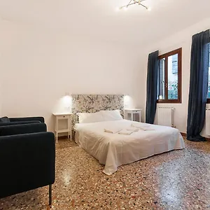 casa-alimante.hotelinveneto.com/